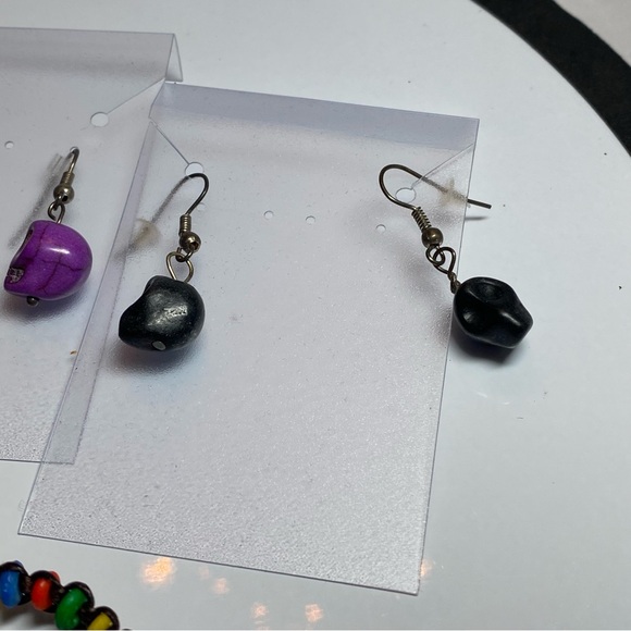 Skull Jewelry, 6 pieces, bracelets and earrings. - Picture 4 of 6